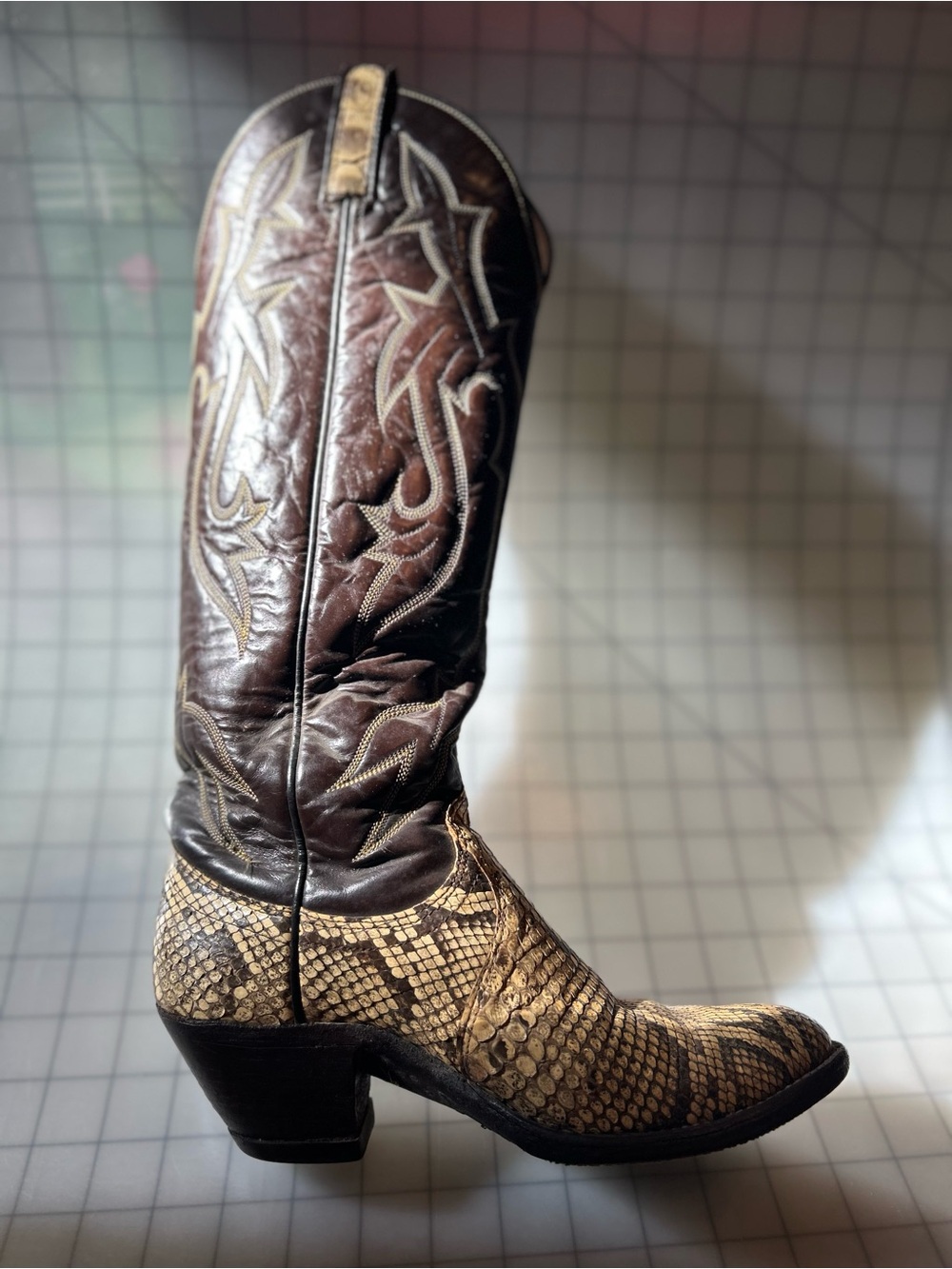 Vintage Dan Post Python Natural Snakeskin Embroidered Brown Cowboy Western Boots